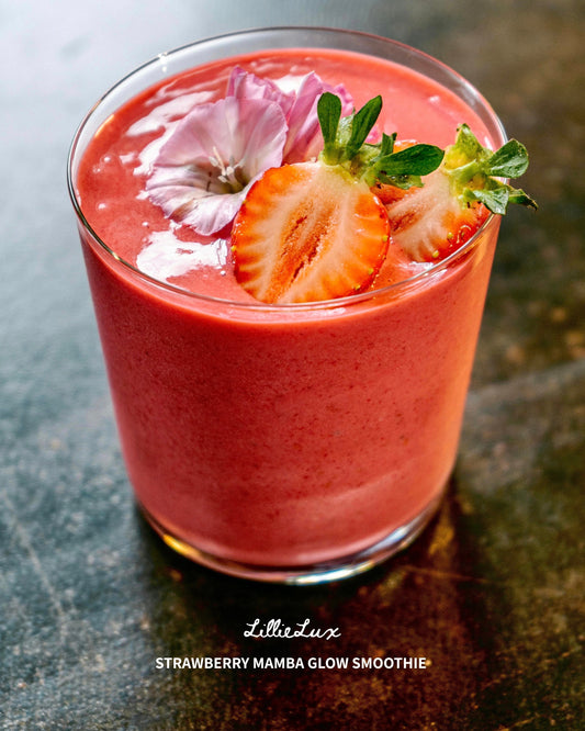 Strawberry Mamba Smoothie, for glow and metabolism LillieLux.com